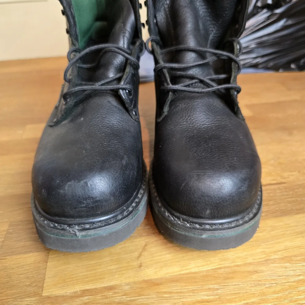 Florsheim FE675 Men’s Work Boot Black Leather ASTM Safety EH Toe Size 11EEE Wide